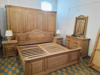 Kvalitní dubová ložnice ZAMLUVENO - 9