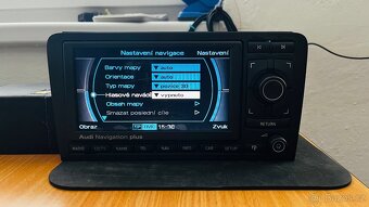 Audi Navigation Plus - RNS-E - A3 8P (RNSE) - 9