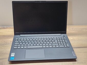 15,6" FHD_LENOVO V15 G3_i3-1215U_8GB_256GB SSD_WIN 11 - 9