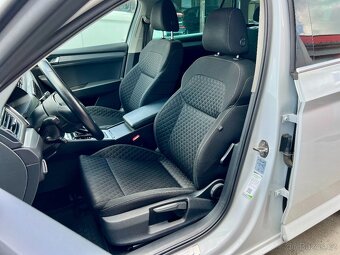 Škoda Superb 2,0 TDi DSG VIRTUAL ACC ZÁRUKA / 2021 - 9