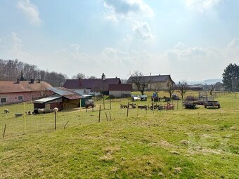 Prodej stavebního pozemku 1 751 m2, Žáravice - 9