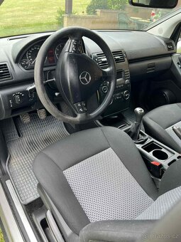 Mercedes a170 - 9
