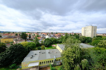Útulný byt 2+kk v klidné části Prahy Strašnice blízko metra - 9