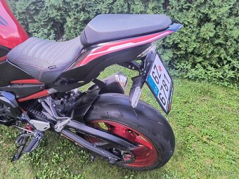 Kawasaki Z900 - 9