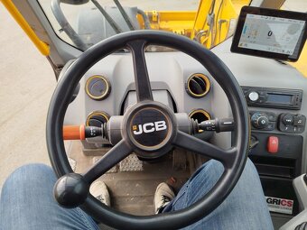 JCB 532x70 Agrotrac TL4 - Teleskopický nakladač - 9