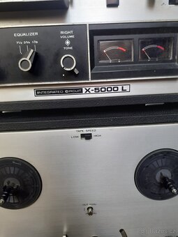 Akai kotoučový magnetofon - 9