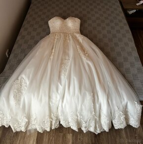 Princeznovské svatební šaty - 9