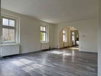 Pronájem atypického bytu 3+1, 95 m2, garáž, zahrada, Dubí - 9