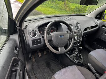 Ford Fusion 1.3i 55kW, RV 2006, Klima, Nová STK - 9
