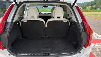 Volvo XC90 T6, 2.0l benzín, 235kw, bílá, 7 míst, 2017 - 9