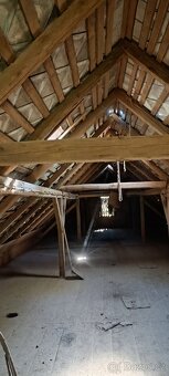 Staré trámy ze starých budov a stodol - 9