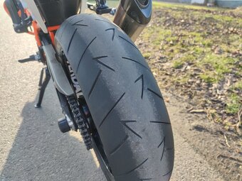 KTM 690 DUKE R - 9
