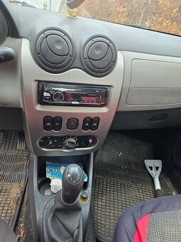 Dacia Sandero - 9