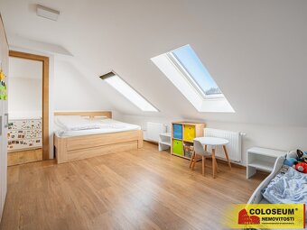 Napajedla, mezonet 4+kk, 102 m2, zahrádka, rekonstrukce – by - 9