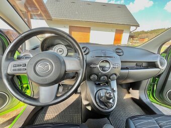 Mazda 2 1.3i 86 k, 1.majitel, TOP stav + NOVÉ PNEU 2x v ceně - 9