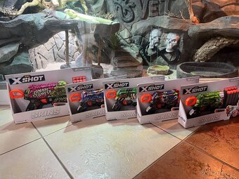 PĚNOVÁ PISTOLE NERF XSHOT N.O.V.Á. - 9