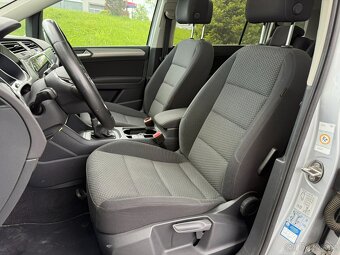 VW Touran 2.0TDi r.v.2020 manuál 110kw panorama el. tažné - 9