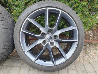 Alu kola Škoda 5x112 r18 7,5j et51 pneu 225/40/18 - 9
