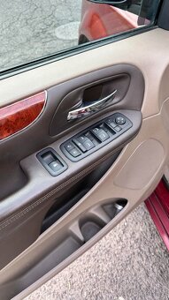 Chrysler Town Country 3.6 LPG 211KW - 9