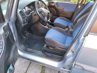 Opel Zafira A - 9