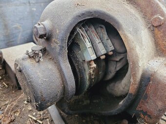 Historický pásový motor AEG 2.2kW k cirkulárce - 9