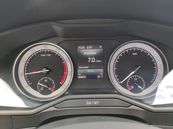 Škoda Superb III. 2,0Tsi 140kW, LED, DPH - 9