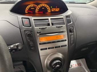 Toyota Yaris 1,3 VVT-i AUTOMAT KLIMA - 9