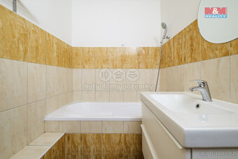 Prodej bytu 3+1, 75 m², Chomutov, ul. Březenecká - 9