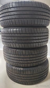 Nové 235/55/18 Kumho Crugen, DOT 1424, vzorek 8.6mm - 9