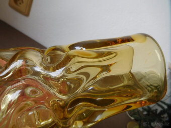 VÁZA - PAVEL HLAVA - MOZEK - HUTNÍ SKLO - 9