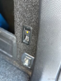 Volkswagen Passat, 2.0TDI 103KW Automat serviska Ojeté, 9/20 - 9