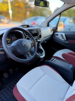 CITROEN BERLINGO MULTISPACE 1.6i 88KW 137.000KM TOP VÝBAVA - 9