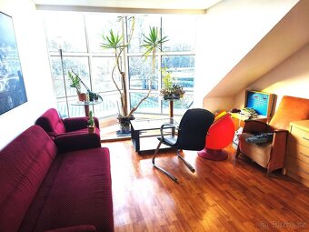 2+1 zařízený, 12.000 Kč i s energiemi, cizinci nevadí. Volný - 9