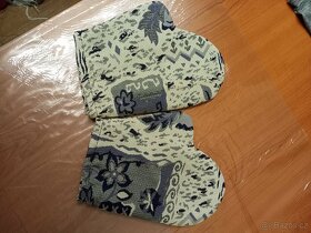 Černé chňapky - 9