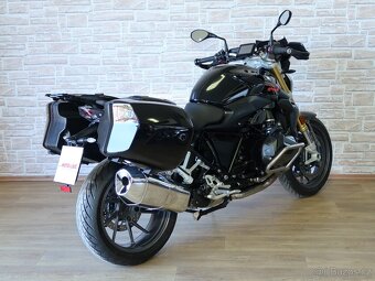 BMW R1250R bohatá výbava, servisní kniha - 9