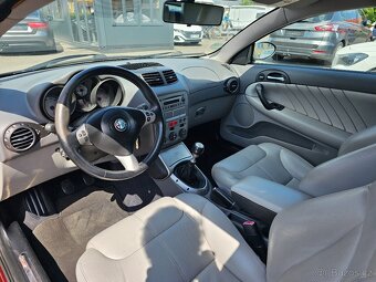 ALFA ROMEO GT 2004 3.2 V6 177kW BUSSO,TEMPOMAT - 9