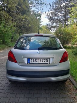 Peugeot 207 - 9