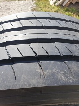 Pneu 385 / 65 R22,5 - 9