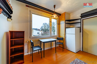 Prodej bytu 4+1, 80 m², Planá, ul. Bohušova - 9
