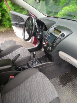 Prodám Kia Ceed - 9