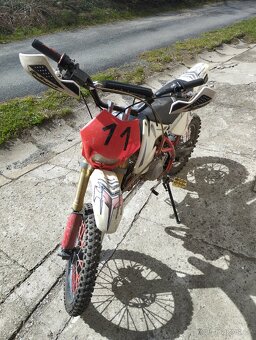 motokrosová motorka - 9