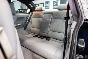 BMW E46 323ci - Top stav - 9