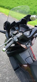 Honda Forza 125, r.v. 2015 - 9