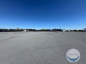 Prodej komerčního pozemku 10 735 m² - 9