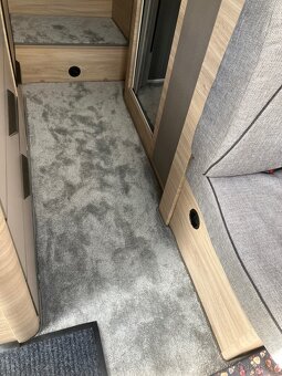 Obytné auto KNAUS ,v záruce, zimní výbava, 4 osoby, ŘP B - 9