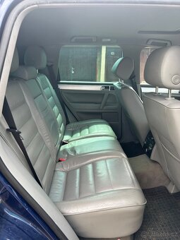 VW Touareg 3.0 TDI V6 - 9