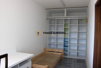 Pronájem pokoje v rodinném domě v obci Hvozdná - 9