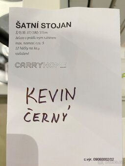 Šatní stojan - 9