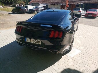 Ford Mustang GT PERFOMANCE - 9