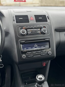 Volkswagen Touran 2012 • 1.6 TDI • 77 kW • 279xxx - 9